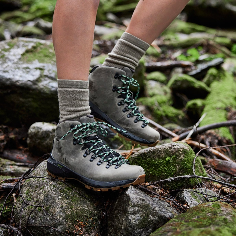Danner Mountain 600 Evo GTX Boots Womens in Tin Gray/Island Green-7
