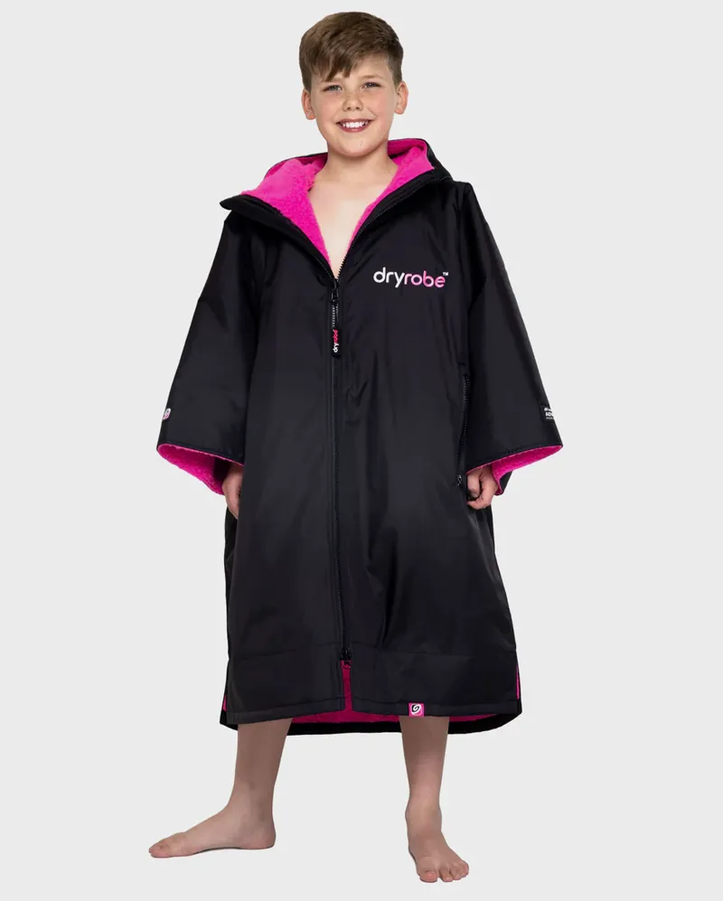 Dryrobe Advance Kids Short Sleeve V3 in Black Pink