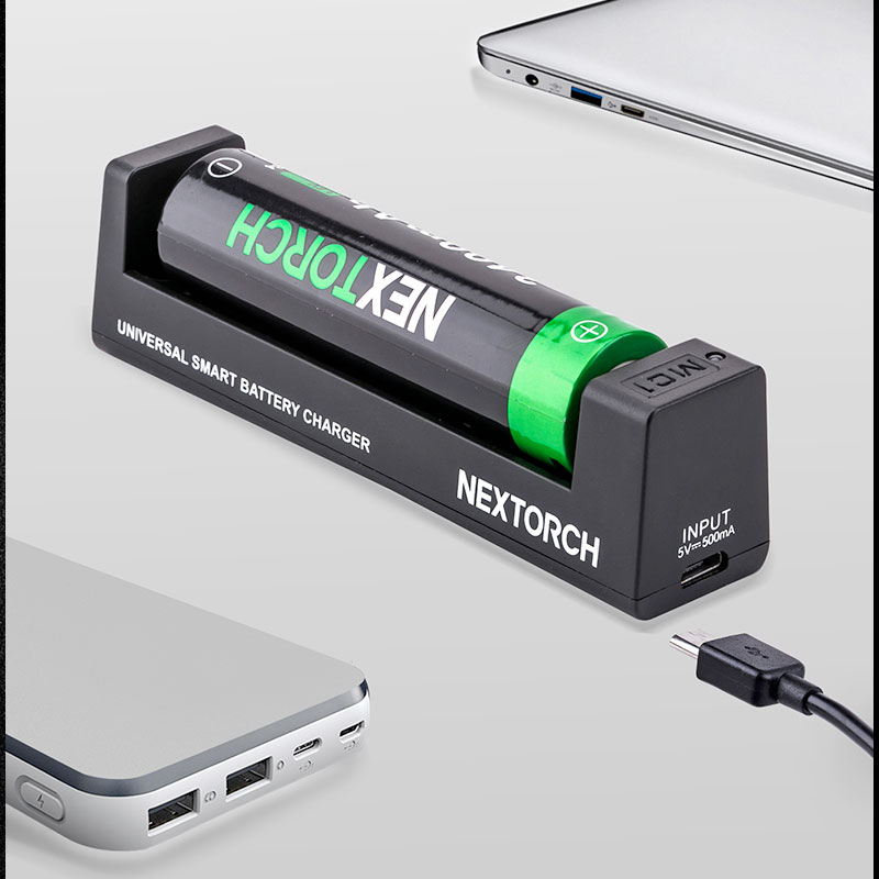 Nextorch DC10 Universal Battery Charger -2