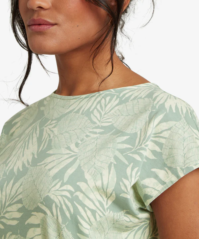 Sherpa Neha Tee Womens in Celery Bhodi Leaf-5