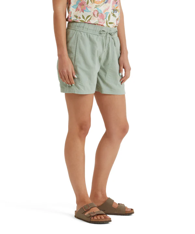 Sherpa Palmo Shorts Womens in Celery-3