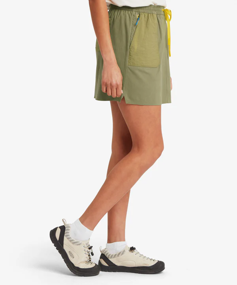 Sherpa Tarcho Retro Skort Womens in Olive -3
