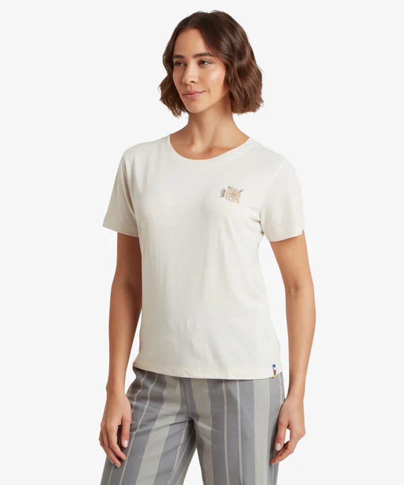Sherpa Bali Mountain Tee Womens in Peetho -6