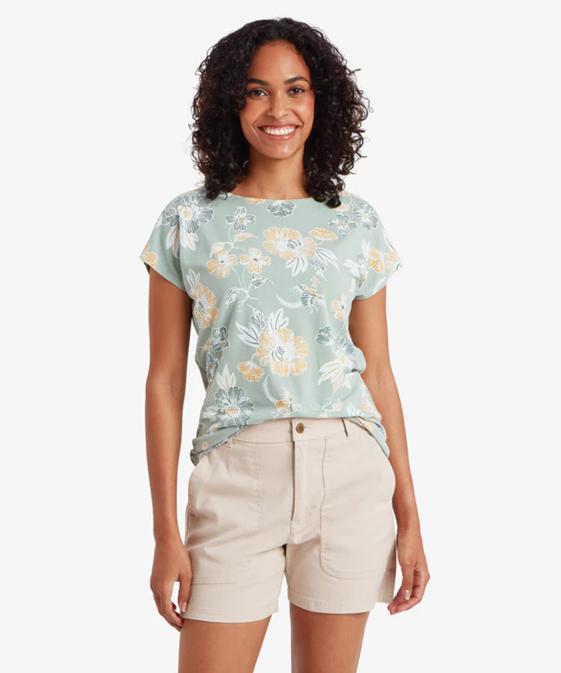 Sherpa Neha Tee Womens in Celery Floral-2