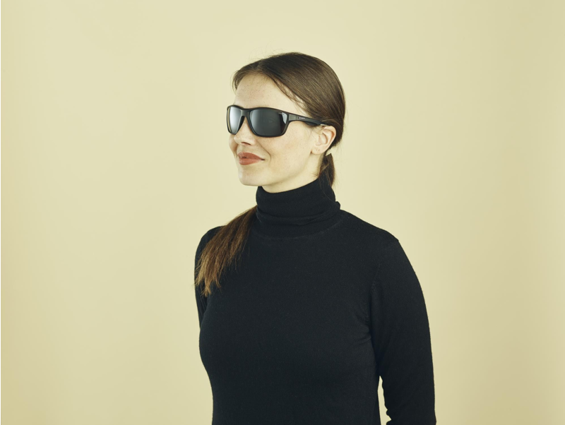 Sinner Eyak Polarised Sunglasses in Black/Smoke Flash-3